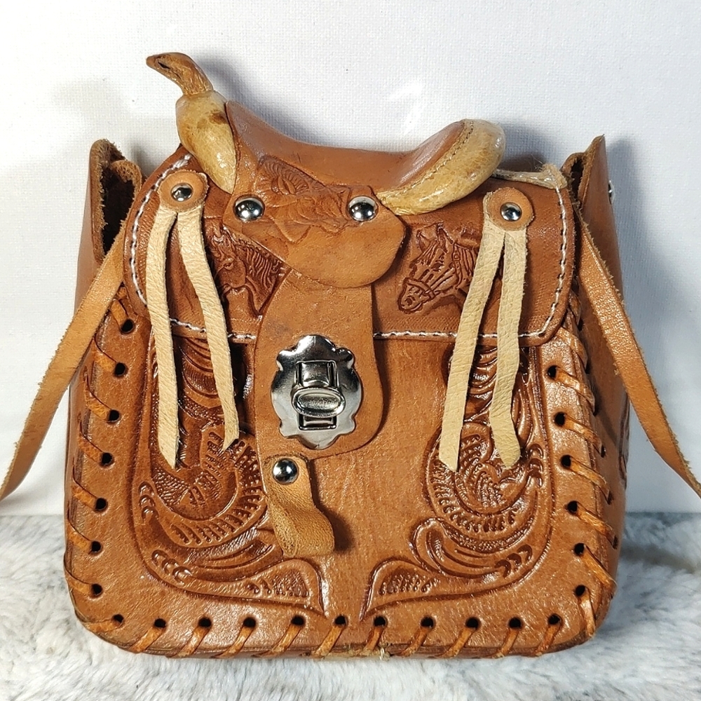 Handmade Sheepskin Leather Brown  Horse Saddle Bag. - Picture 2 of 16